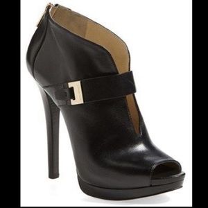 MICHAEL Michael Kors Guiliana Peep Toe Bootie | Color: Black Leather | Size: 7.5